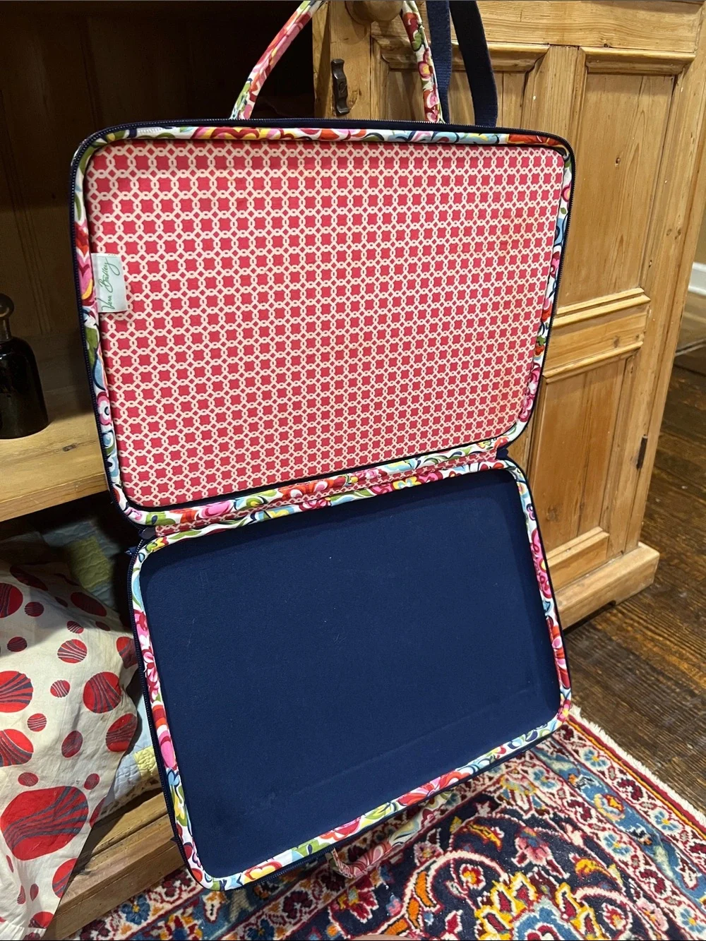 Vera Bradley 17” Laptop Bag in Retired Hope Garden Pattern